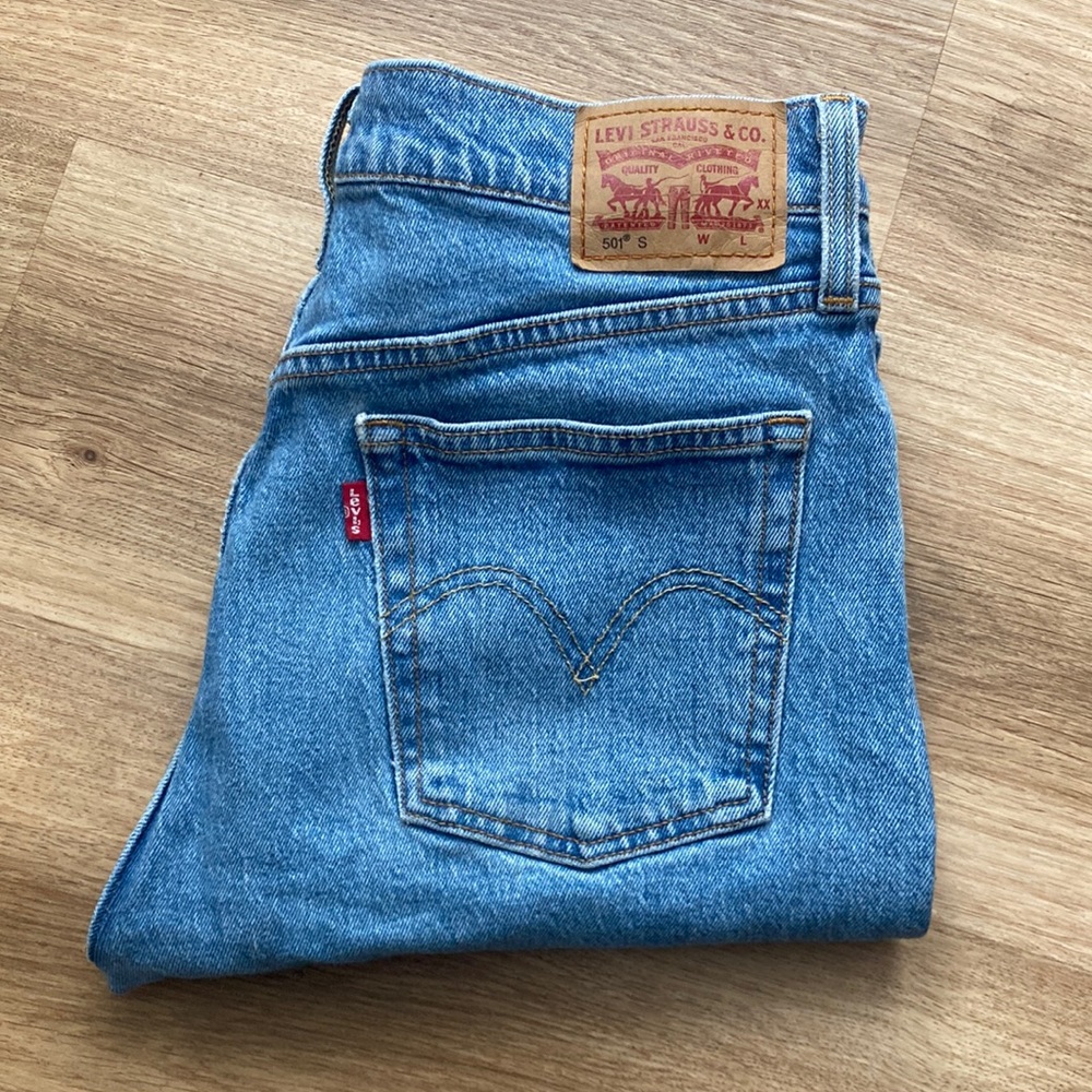 Wedgie Fit Levi's